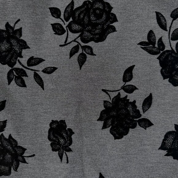 2PC: WHBM Top/Skirt Sz10 Gray Black Velvet 3D Floral Whimsigoth Office Y2K Retro - Picture 7 of 11